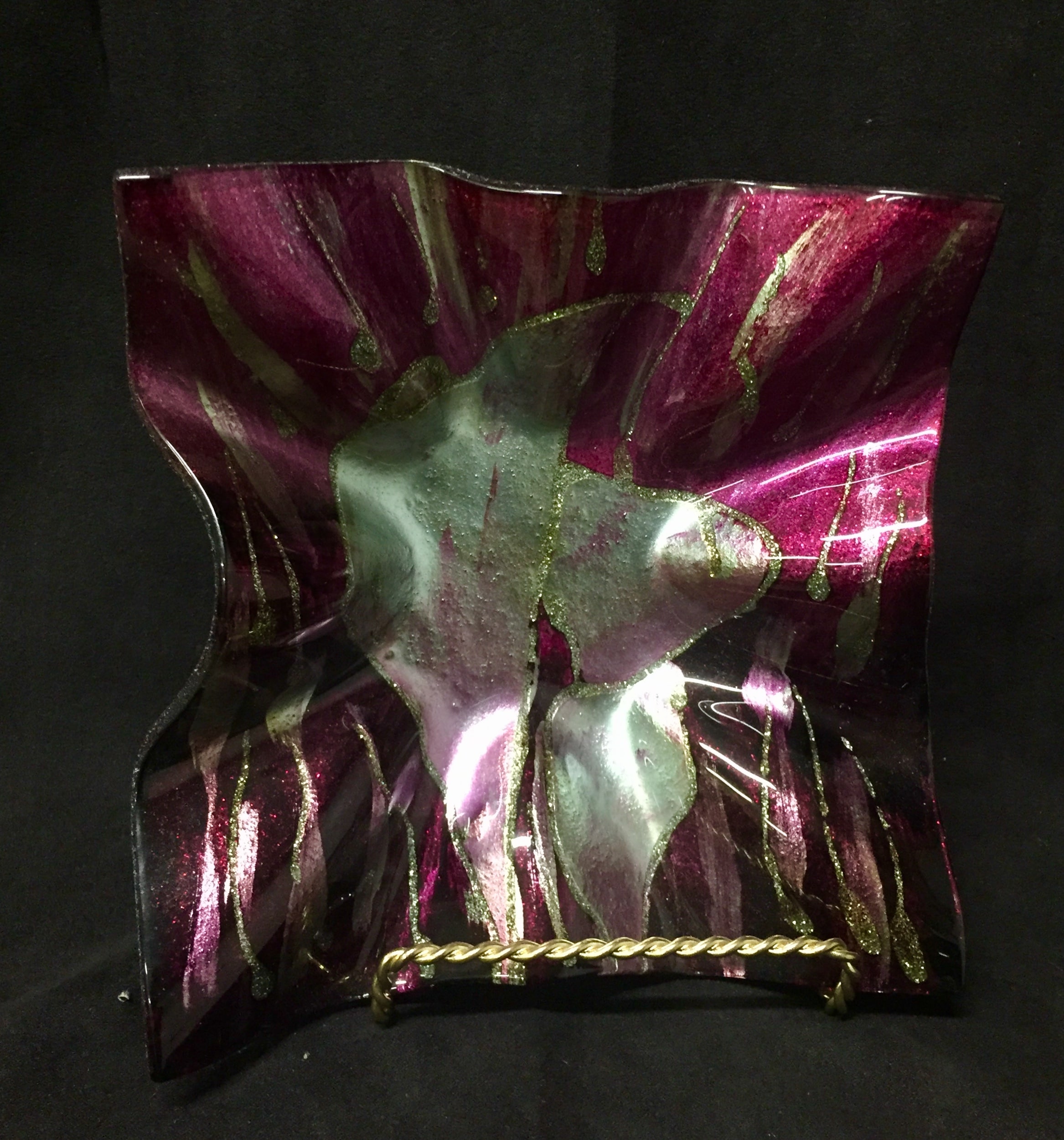 Decorative Plate With Stand